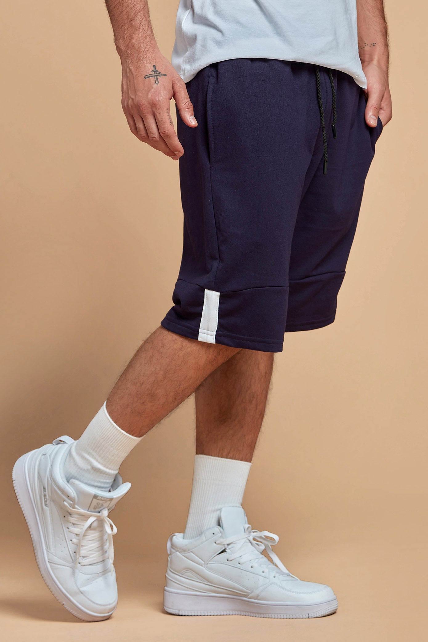 Men Shorts Knits Chic And Stylish