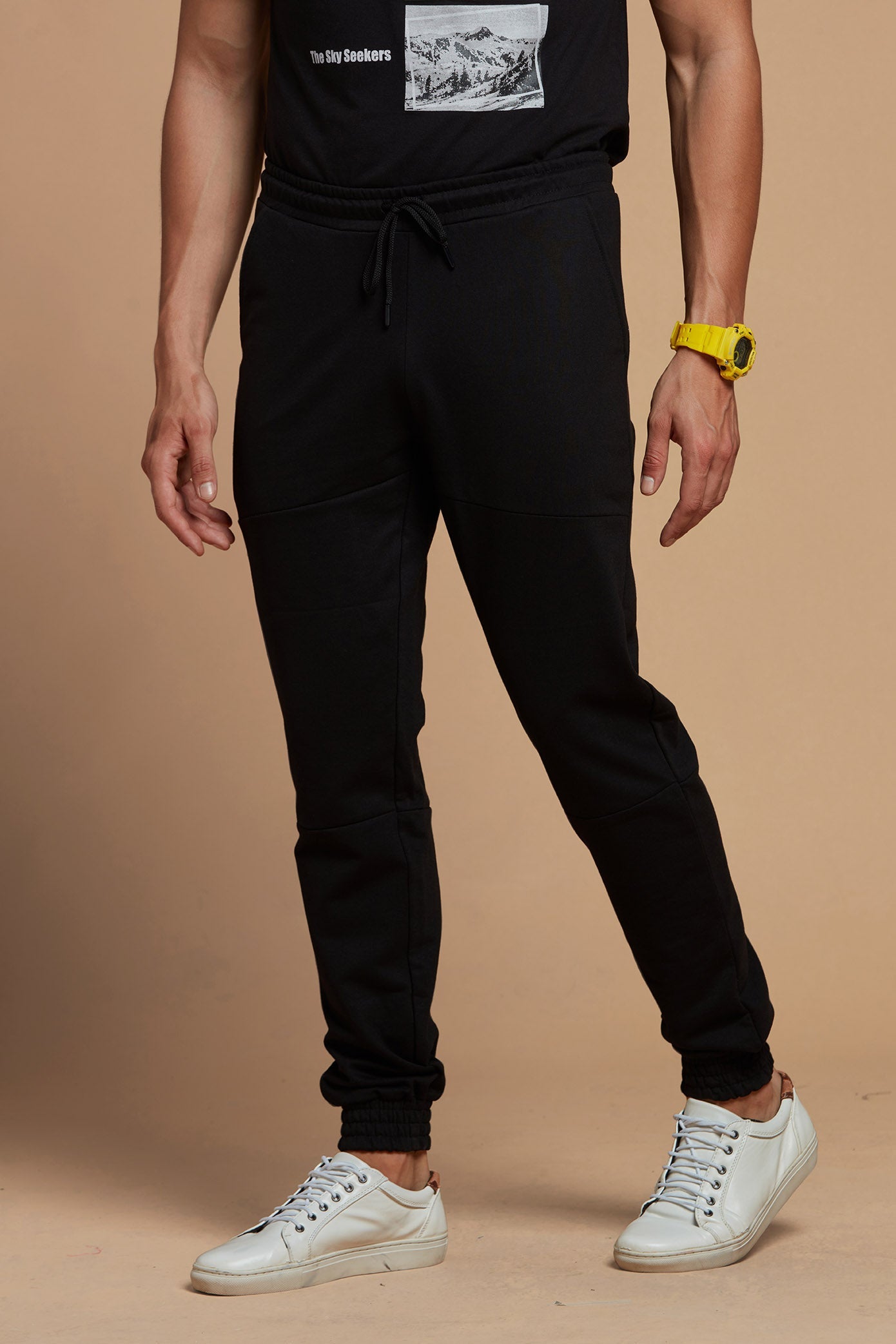 Men Joggers Clean Black