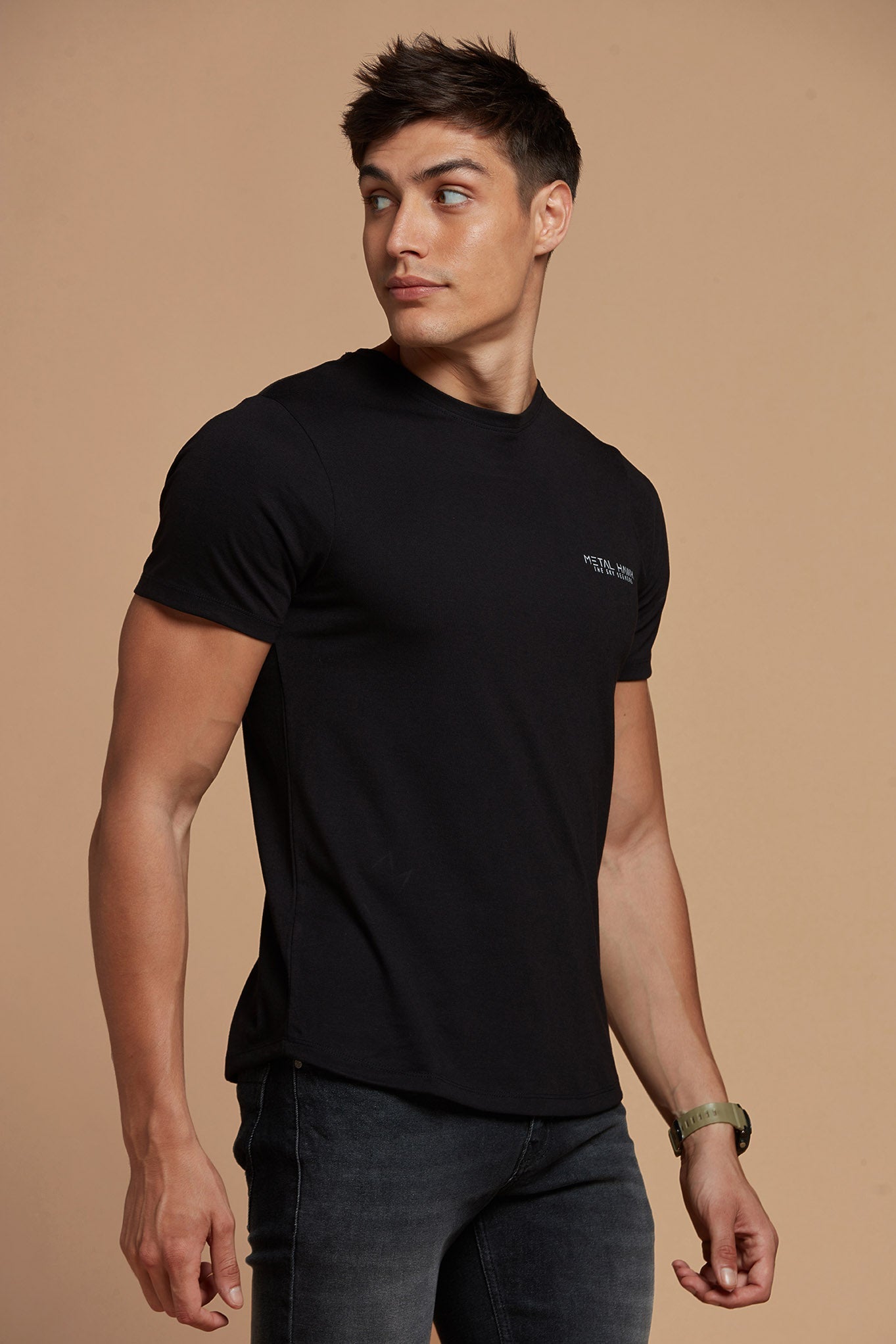 Black Round Neck Tee