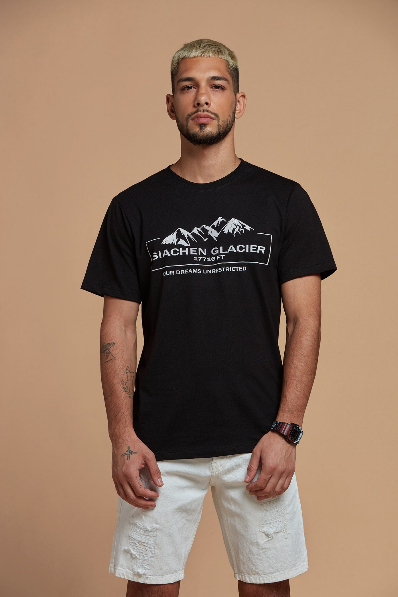 Men T-Shirt Deep Black Round Neck