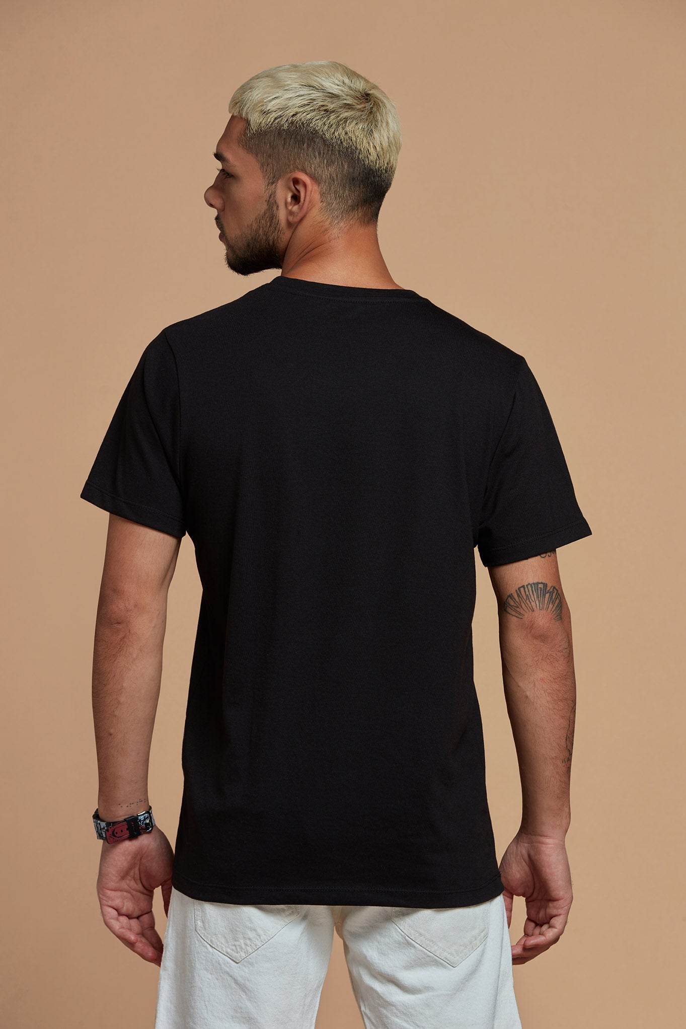 Deep round neck t best sale shirt mens