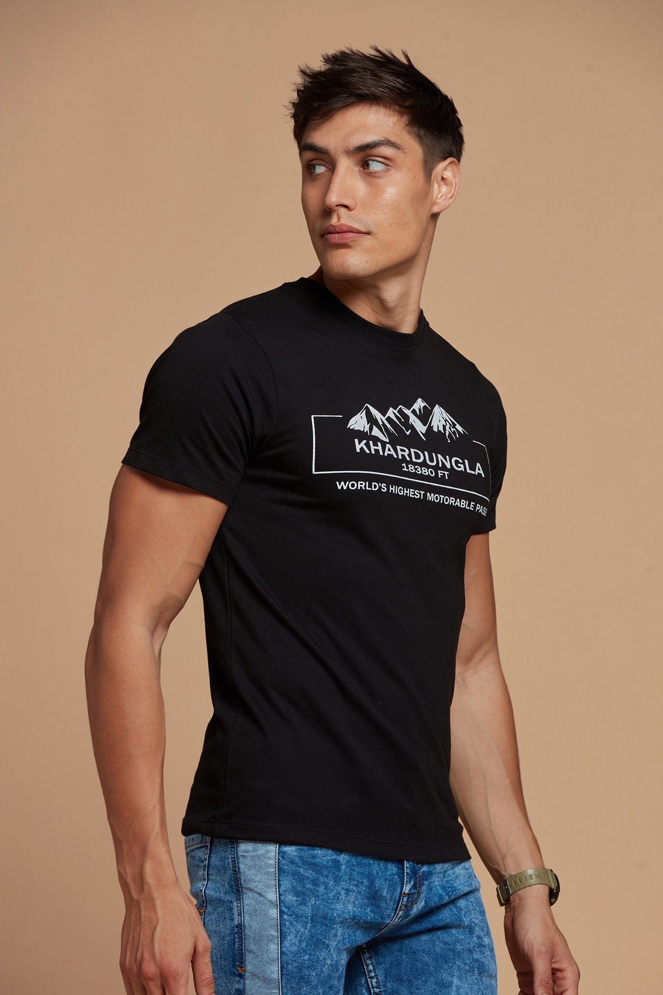 Men T-Shirt Slim And Fit Black Tee